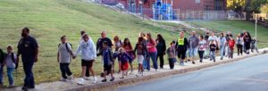 kids-walking-to-school